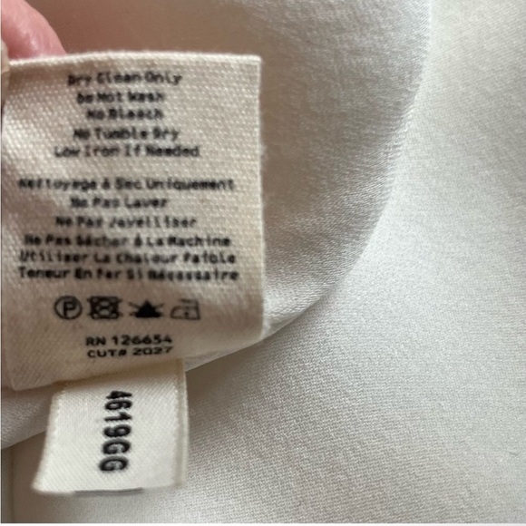 L'Agence REVOLVE Celeste Silk Bubble Halter, backless plunge v-neck large. White - Picture 7 of 7